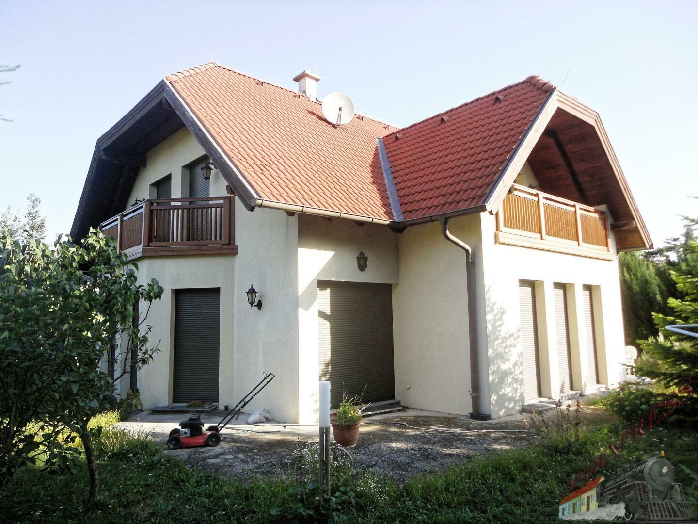 Großzügig gebautes Einfamilienhaus (Baumeisterhaus) auf 950m² Grund - 25min nach Wien!